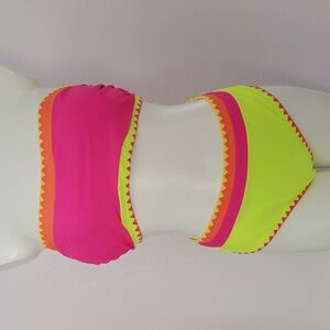 Neon pink and green two pieces swimwear